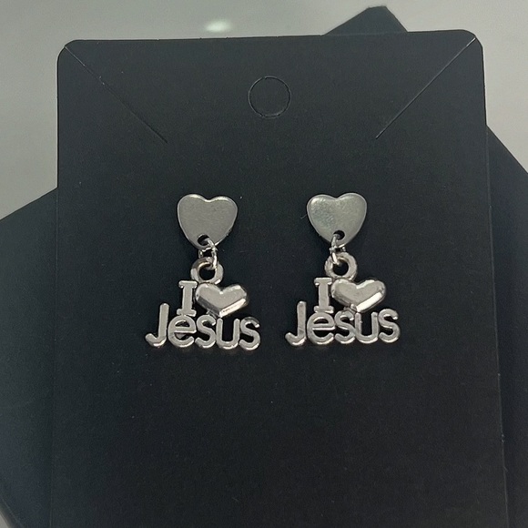 Beyond Grateful Jewelry - 'I Love Jesus' Heart Earrings